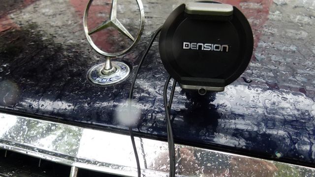 Zbawienie dla lubiących muzykę właścicieli starych Mercedesów [test] 1