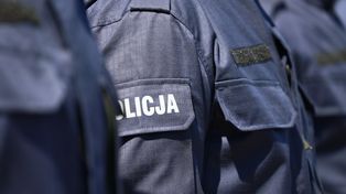 Bydgoszcz: Nowi funkcjonariusze. 55 policjantów złożyło uroczyste ślubowanie