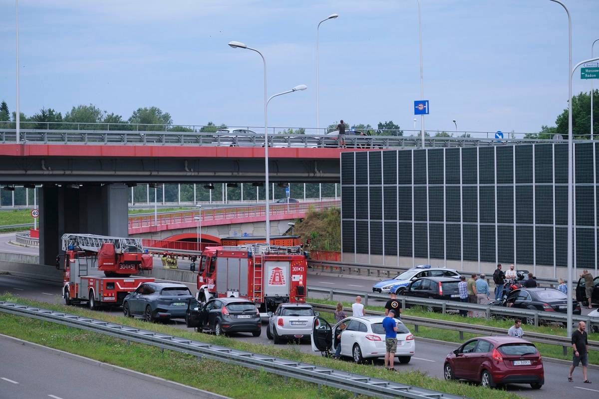 Młody mężczyzna chciał skoczyć z wiaduktu w Lublinie