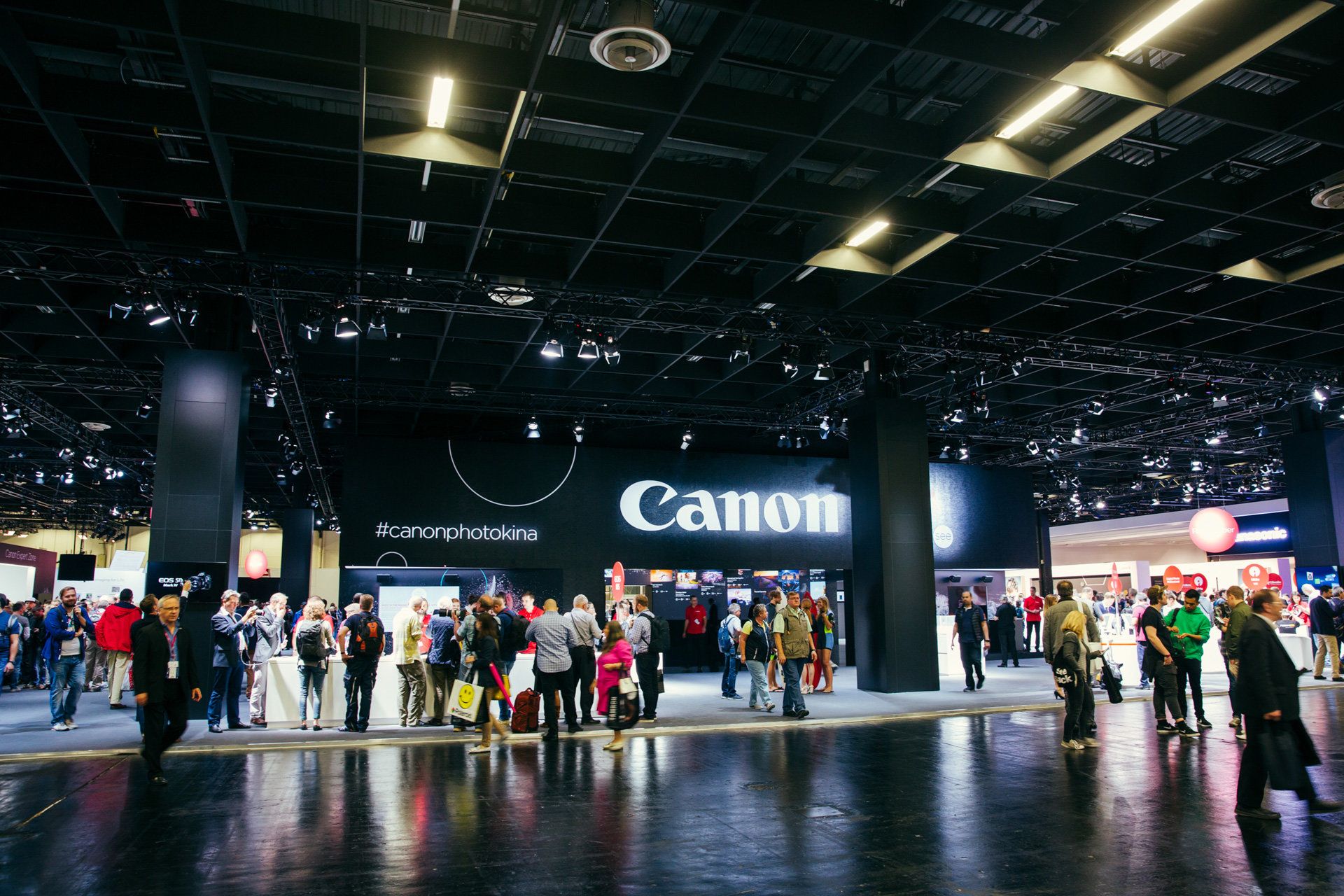 Targi Photokina przechodzą wielkie zmiany - będą odbywać się co roku 2
