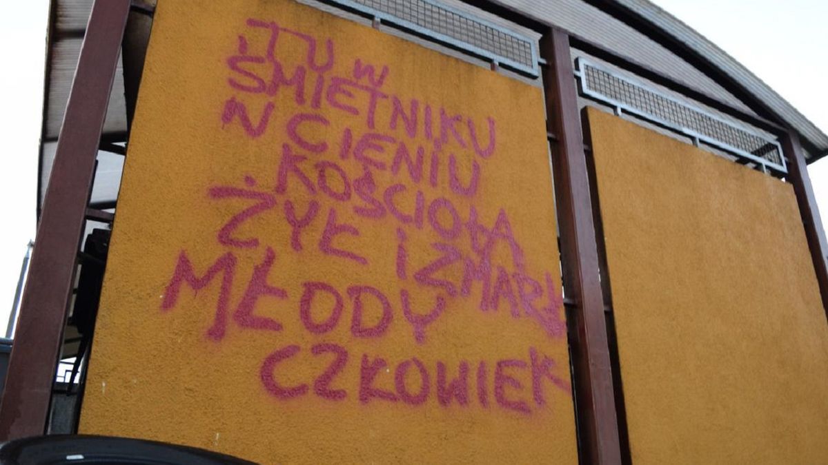Napis wzbudza grozę wśród mieszkańców Rubinkowa