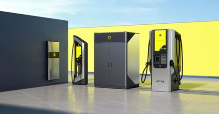 Lotus rzuca wyzwanie Tesli. Chce uruchomić sieć z mocarnymi ładowarkami
