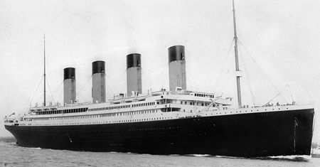 "Titanic" tonął ponad 2 godziny. Nie wszyscy dotarli do łodzi