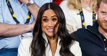 Meghan Markle PRZERYWA MILCZENIE po dramie z tytułami książęcymi!