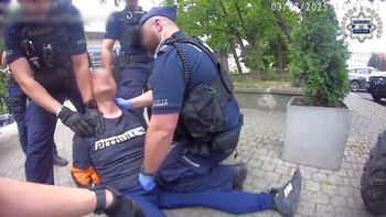 Opole: Usiłowanie rozbojów z użyciem noża. Zatrzymano dwóch mężczyzn