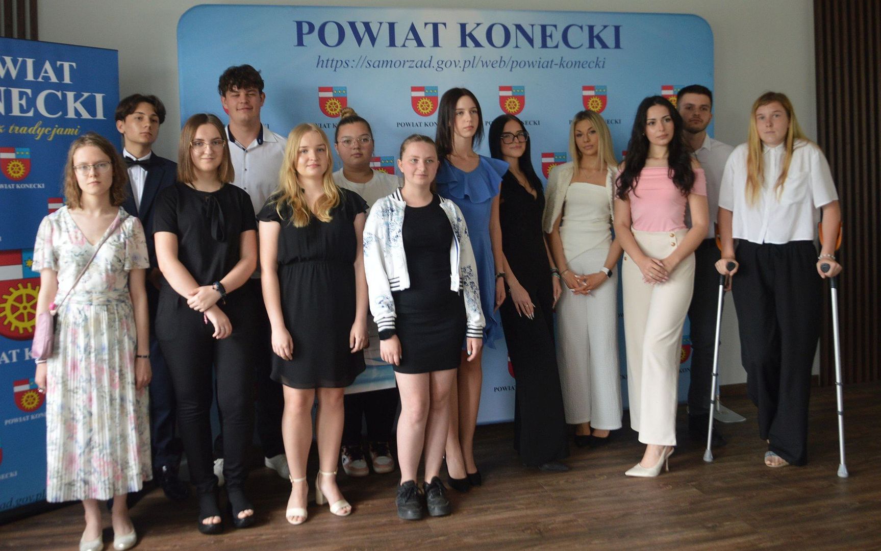 Nagrodzeni uczniowie szkół ponadpodstawowych w Starostwie Powiatowym