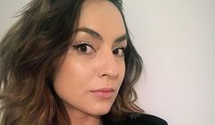 Izabela Banasiak w dziale obsługi klienta Kohe