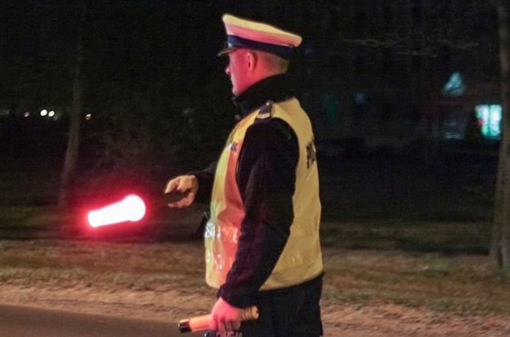 Policjant miał wpaść na kontroli (zdjęcie ilustracyjne)
