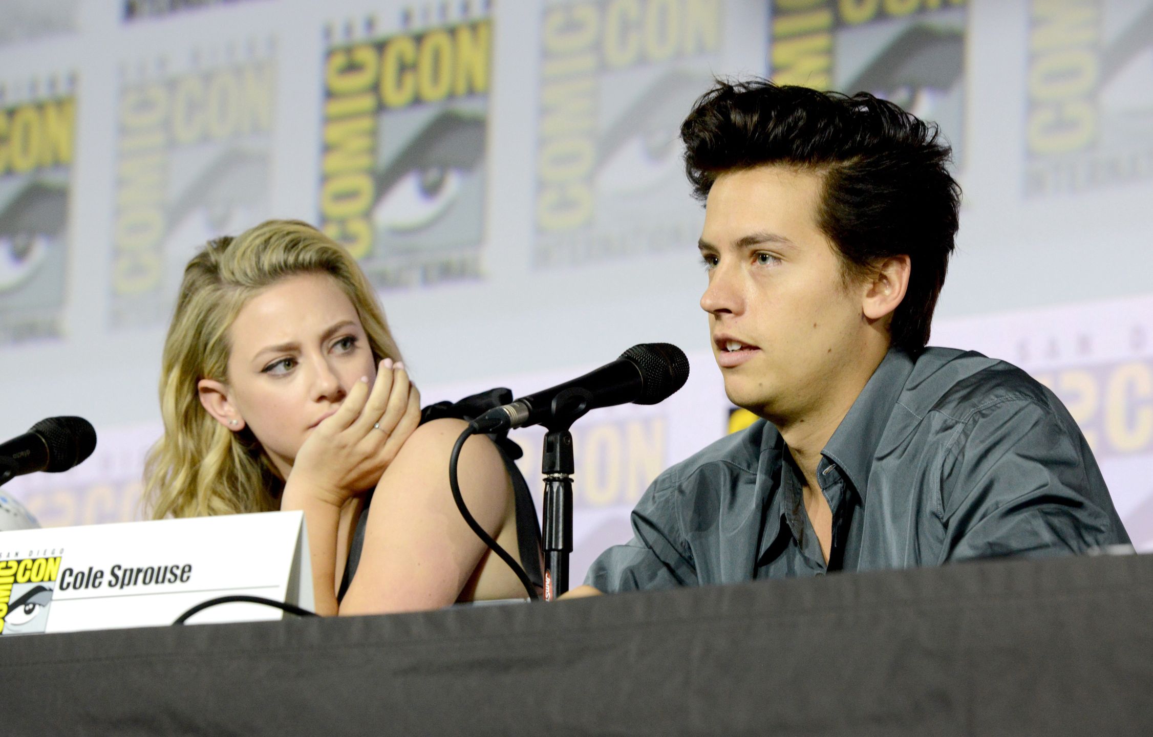 Lili Reinhart i Cole Sprouse