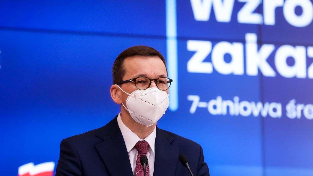 Gigantyczne marnotrawstwo przy rządowym programie szycia maseczek. Setki milionów złotych w błoto? 