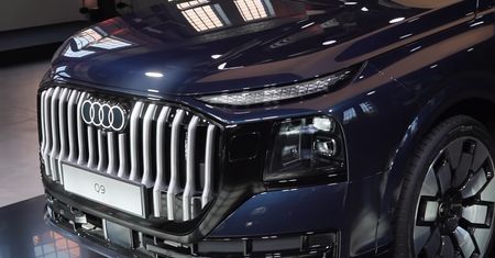 Audi Q9 z bliska. Kapitańskie fotele, rewolucyjne kierunkowskazy