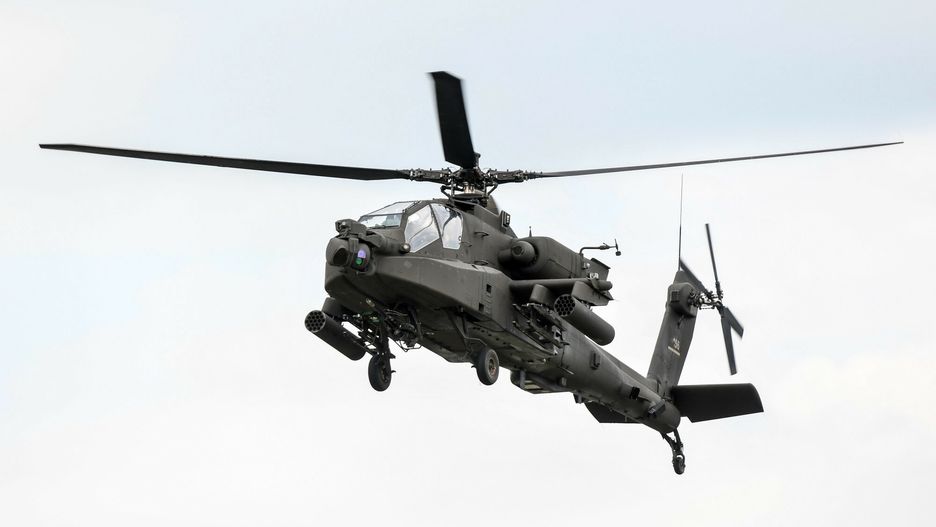 Reporter archiwum 2023 09
17.08.2019 Gdynia 3. edycja pokazow lotniczych Lotos Aerobaltic 2019 na terenie Portu Lotniczego Gdynia Kosakowo.  N/z. AH-64E Apache - podstawowy typ smiglowca szturmowego United States Army, przeznaczony do zwalczania broni pancernej i wspierania oddzialow ladowych. Fot. Przemek Swiderski/REPORTER
Przemek Swiderski/REPORTER