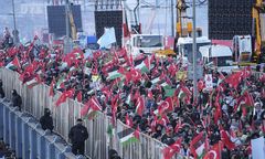 "Nie zapomnimy o Palestynie". Pół miliona osób na marszu w Stambule