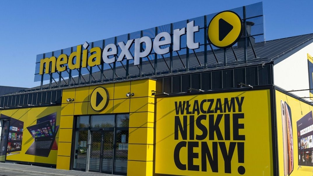 Internauci krytykują ankietę Media Expert. Sklep odpowiada