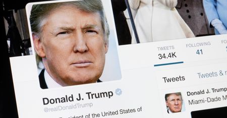 Kim jest Donald Trump? Według Siri penisem  – wpadka asystentki Apple
