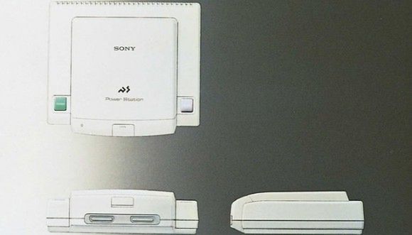PlayStation niejeden miała… kształt 7