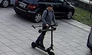 Skandaliczny wybryk pod kościołem. Szukają mężczyzny ze zdjęcia