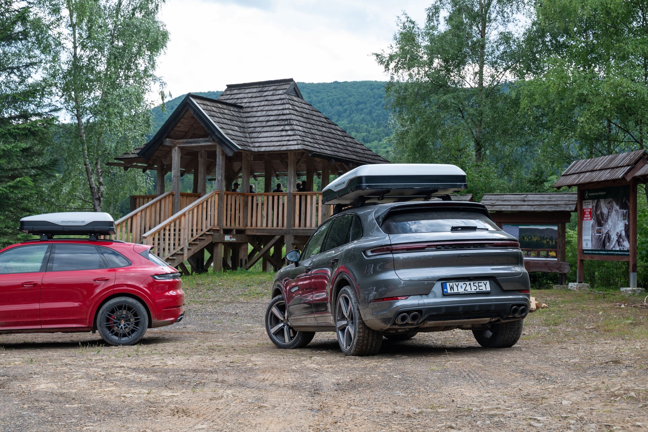 Porsche Cayenne w Bieszczady