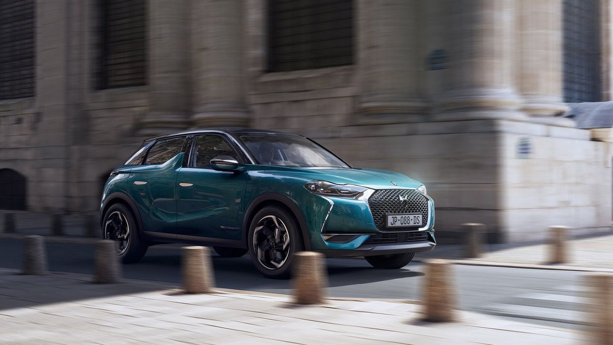 DS3 Crossback ma nietypowe linie i chowane klamki