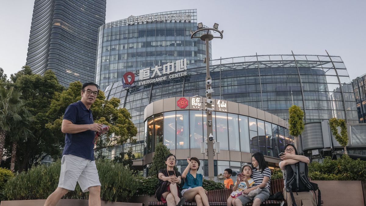 Evergrande center in ShanghaiALEX PLAVEVSKI