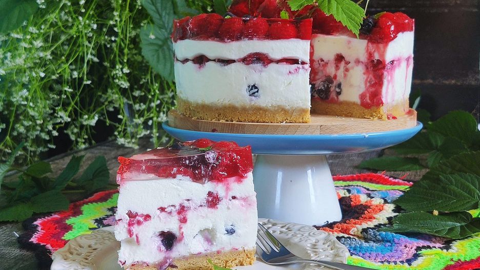 Owocowy sernik z mascarpone na zimno
