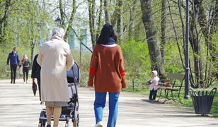 Tusk obiecał "babciowe". Kto i kiedy ma szanse na pieniądze?