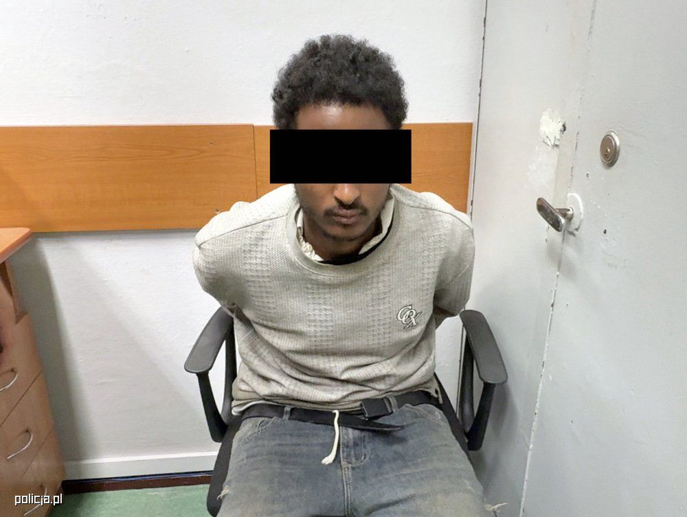 Litwin zatrzymany w Warszawie. Organizował nielegalne przekroczenia granicy i próbował wymusić okup