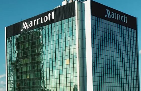 Hotel Marriott znika z Warszawy