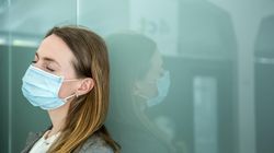 Objawy "mgły covidowej" nie odpuszczają. Neurolog nie ma dobrych wiadomości