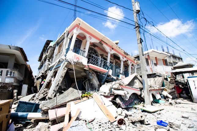 Trzęsienie ziemi na Haiti. Wprowadzono stan wyjątkowy 