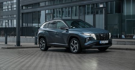 Test: Hyundai Tucson 1.6 T-GDI Hybrid - jego pozycja jest niezagrożona