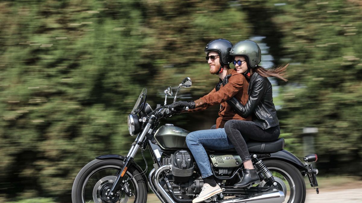 Moto Guzzi V9 Roamer