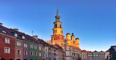 W tych miastach najłatwiej znaleźć pracę. Pracodawcy biją się o pracowników