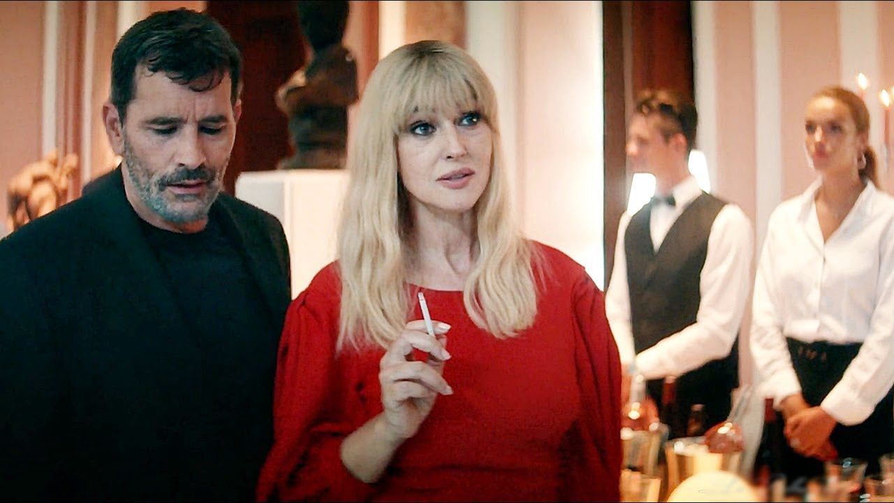 Koen De Bouw i Monica Bellucci w filmie "Człowiek, który sprzedał swoją skórę"