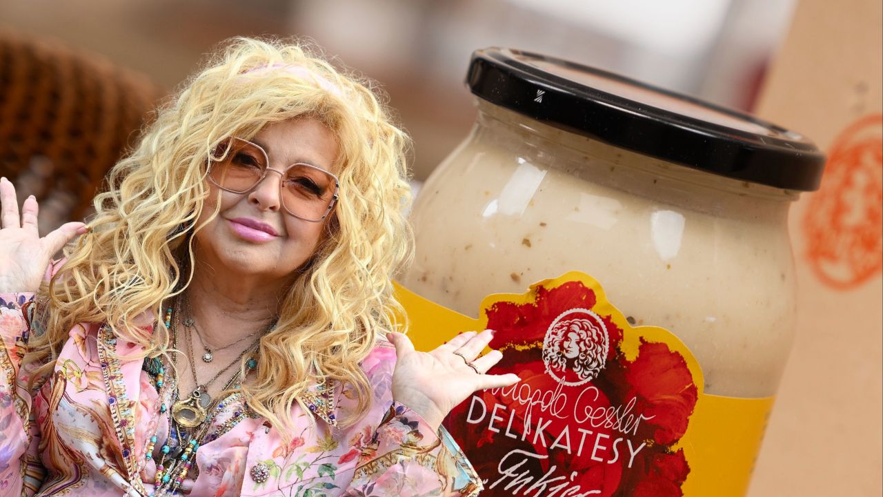 Zamówiliśmy barszcz od Magdy Gessler. Zobacz, co znaleźliśmy w środku