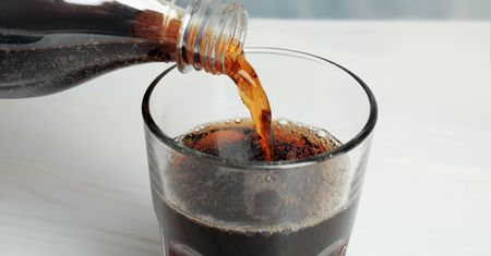 Siedem "grzesznych produktów" według kardiologa. Są najgorsze dla serca