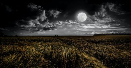 Nadciąga superksiężyc. Widok może przytłoczyć