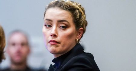 Asystentka Amber Heard o ich współpracy: "Napluła mi w twarz"