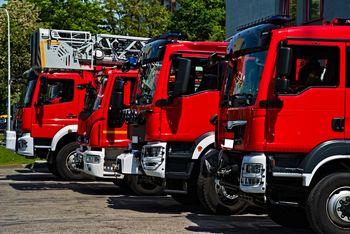 Modernizacja strażnicy Ochotniczej Straży Pożarnej w Osuchowie w gminie Kazanów zakończona. Budynek zyskał lepszą efektywność energetyczną