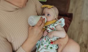 Pilny komunikat GIS. Nie podawaj niemowlętom tego mleka