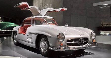 Fotowycieczka po muzeum Mercedesa