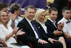 Nauczyciele skarżą się na braki kadrowe. Czarnek bagatelizuje problem