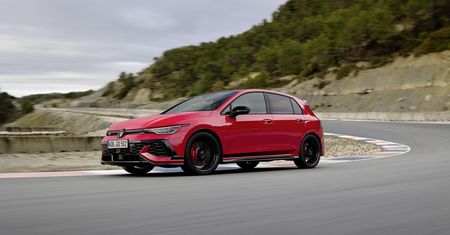 Najlepszy Golf w historii? Wersja GTI Edition 50 kusi nie tylko ceną