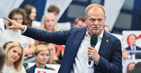 Tusk może otwierać szampana. Nowa prognoza dla Polski