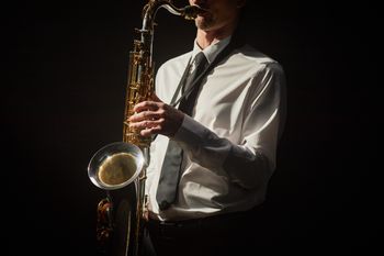 Jasło: Jam session w bunkrze JDK. Zagra Staszek Grela Trio