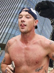 Diplo przebiegł maraton na LSD. "Nie było gigantycznych jaszczurów skaczących z nieba"