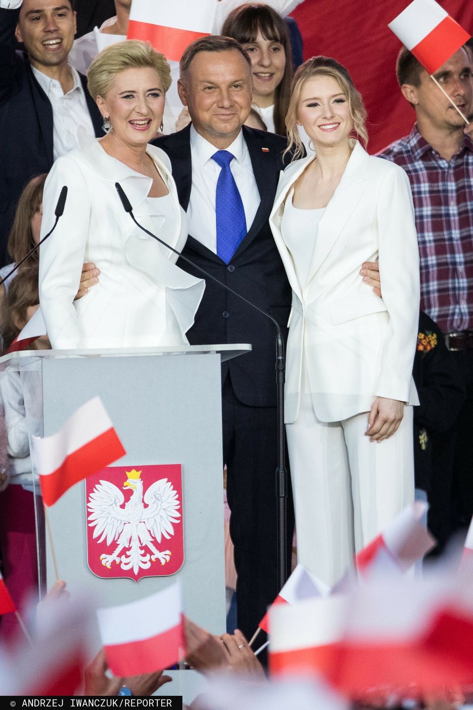 Kinga Duda podczas wieczora wyborczego Andrzeja Dudy