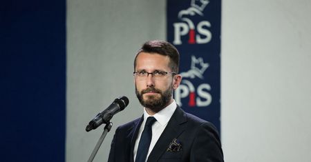To ona zastąpi Morawieckiego? Wicerzecznik PiS szyderczo