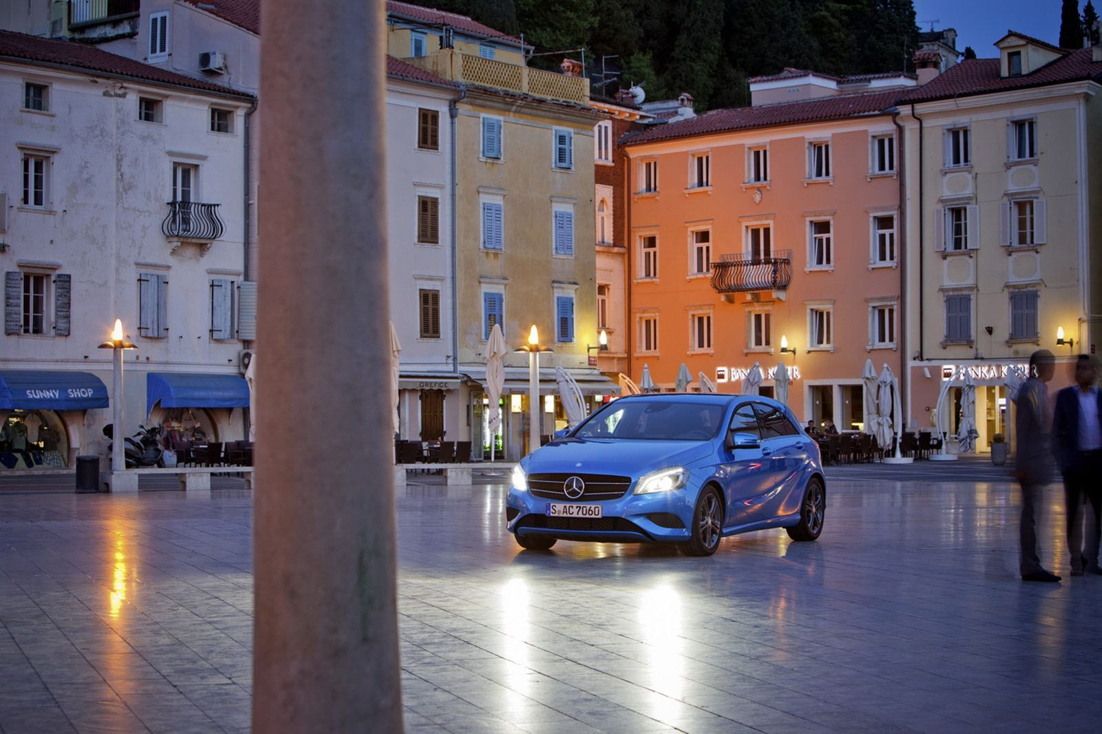 Mercedes-Benz klasy A (W176) - obszerna galeria prosto od producenta 22
