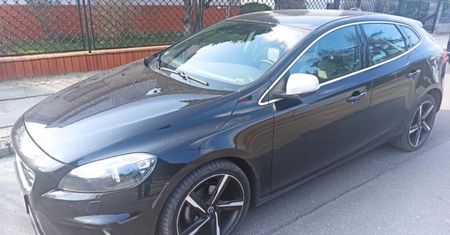 Policja zabrała auto pijanemu kierowcy. Dzień później musiała je oddać